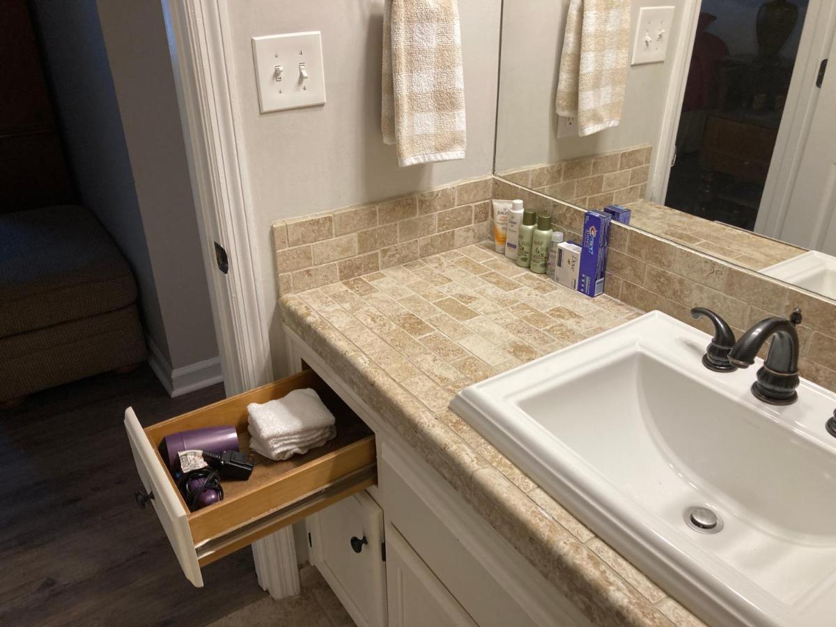 Spacious 3 Bedroom 2 Bath Condo Close To Five-Points In Athens Exteriör bild